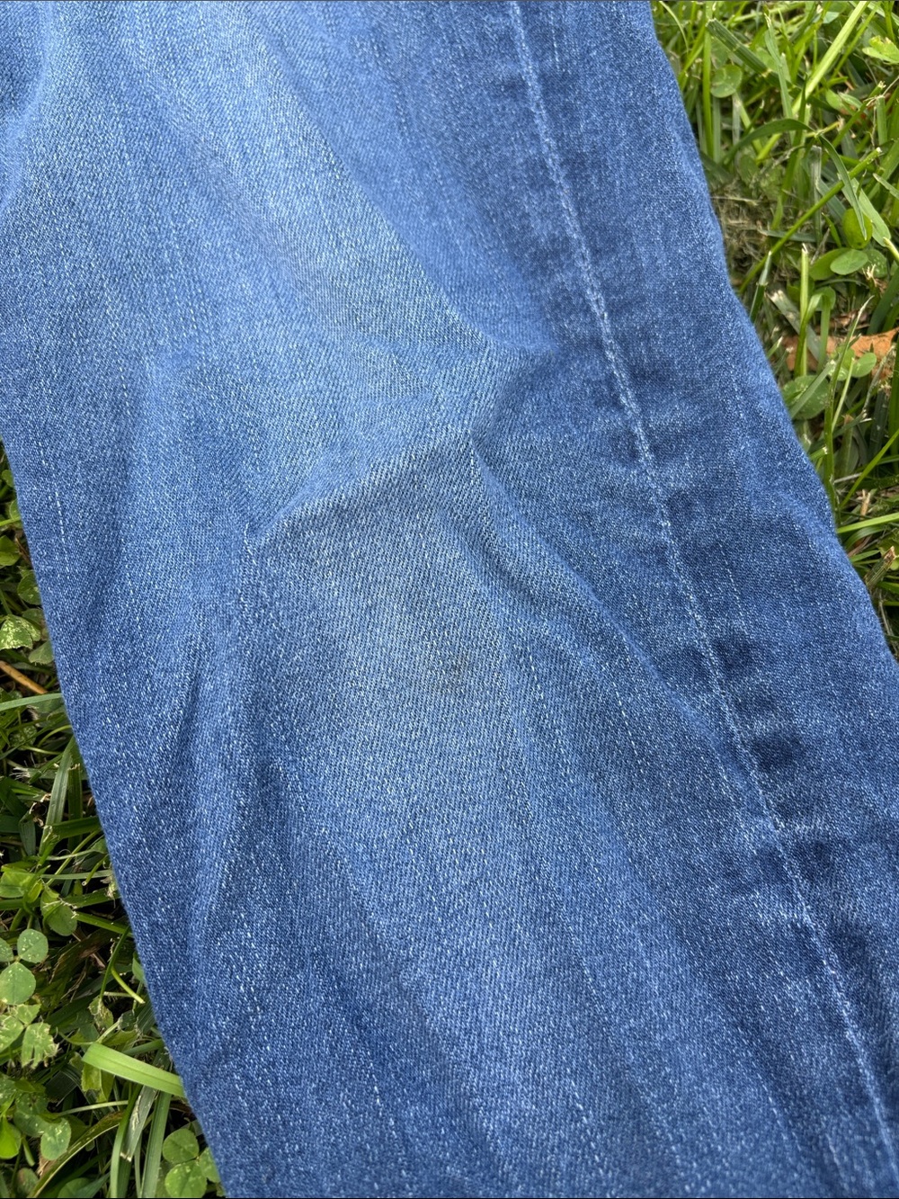 Express Ultimate Stretch Mid Rise Legging - Picture 7 of 7
